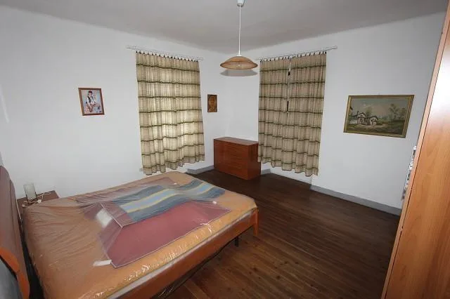 3 1/2-Zimmer-EG-Wohnung mit Aussicht in Italien / appartamento di 3...