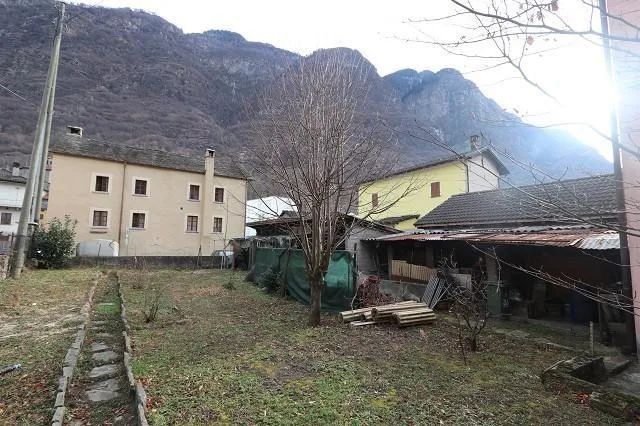 2-Familienhaus mit Rustico und Garten / casa plurifamiliare con rus... – Foto 7 von 20