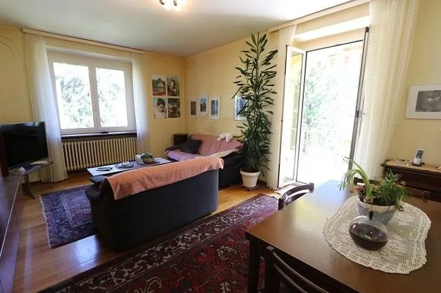 2-Familienhaus mit zwei 4 Zimmer-Wohnungen mit grossem, schönem Gar... – Foto 23 von 30
