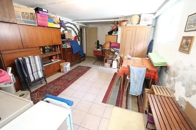 2-Familienhaus mit zwei 4 Zimmer-Wohnungen mit grossem, schönem Gar... – Foto 15 von 30