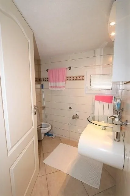 charmante 2-Familienhaus mit Garten und Büro / casa di 2 appartamen... – Foto 15 von 20