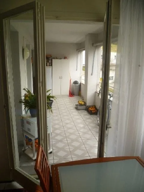 4 1/2-Zimmer-Wohnung im 1. OG / appartamento di 4 1/2 locali nel pr... – Foto 10 von 12