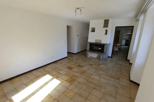 5 1/2-Zimmer-Wohnung im obersten Stock mit Garten und Pergola / app...