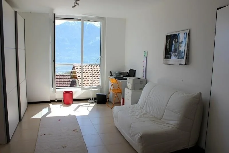 5 1/2-Zimmer-Villetta mit Aussichtsterrassen, Garten und Weitsicht – Foto 25 von 26