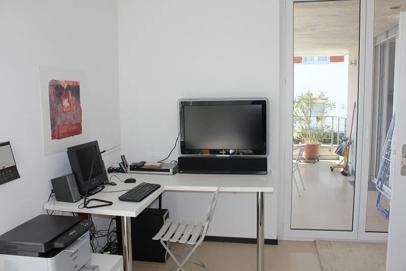 5 1/2-Zimmer-Villetta mit Aussichtsterrassen, Garten und Weitsicht – Foto 18 von 26