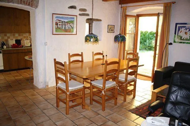 4 1/2-Zimmer-Tessinerhaus mit schönem Garten / casa di 4 1/2 locali... – Foto 14 von 30