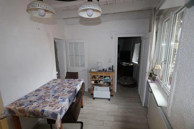 5 1/2-Zimmer-Dorfhaus mit 4 Aussenparkplätze / casa di 5 1/2 locali... – foto 7 di 18