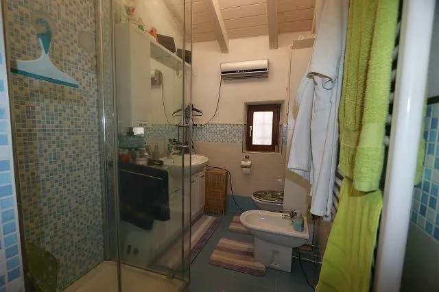 5 1/2-Zimmer-Dorfhaus mit 4 Aussenparkplätze / casa di 5 1/2 locali... – foto 13 di 18