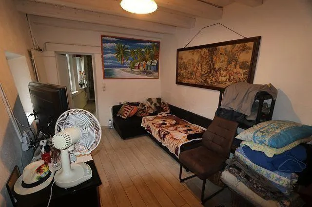 5 1/2-Zimmer-Dorfhaus mit 4 Aussenparkplätze / casa di 5 1/2 locali...