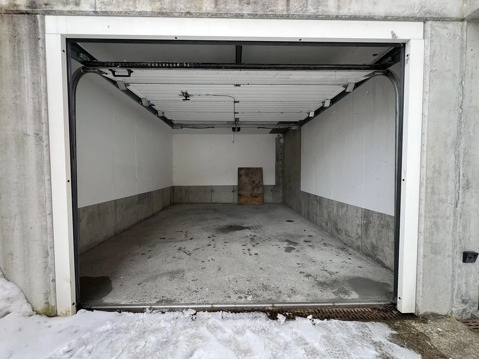 Vendita posto auto a Splügen
