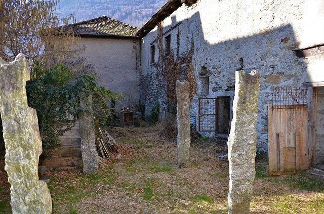 Grande rproprietà rustica da ristrutturare con giardino / grosse Li... – Foto 16 von 25