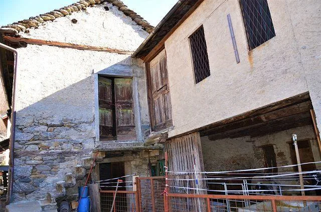 Grande rproprietà rustica da ristrutturare con giardino / grosse Li... – Foto 18 von 25