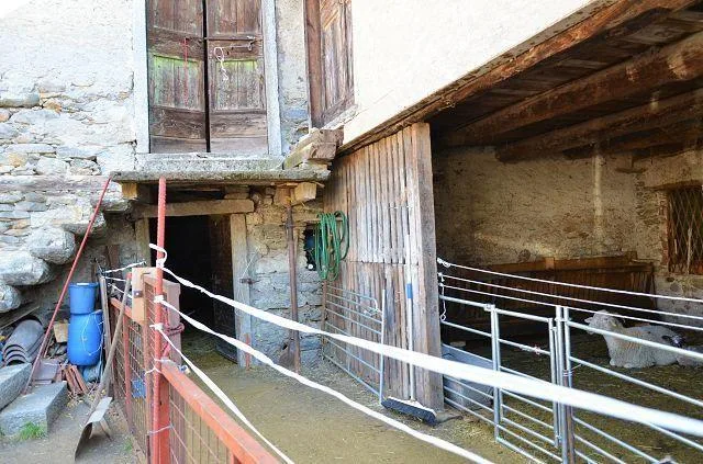 Grande rproprietà rustica da ristrutturare con giardino / grosse Li... – Foto 22 von 25