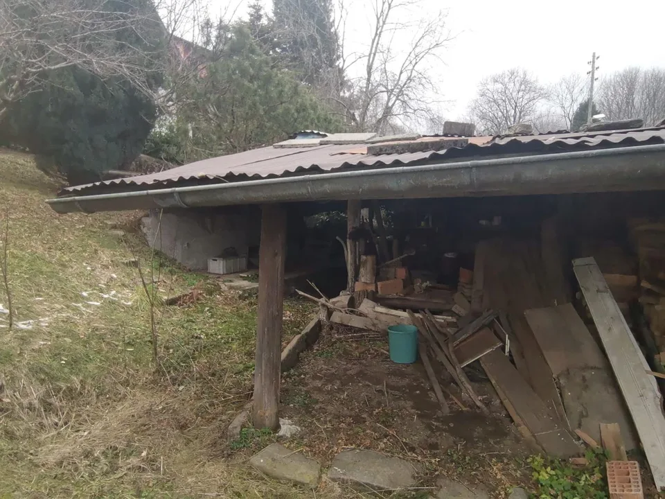 Casa 4 livelli con giardino da ristrutturare / 4-geschossiges Dorfh...