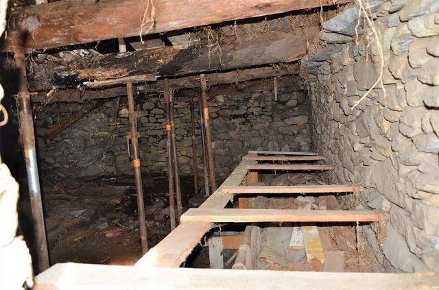 Rustico da rinnovare con piccolo terreno