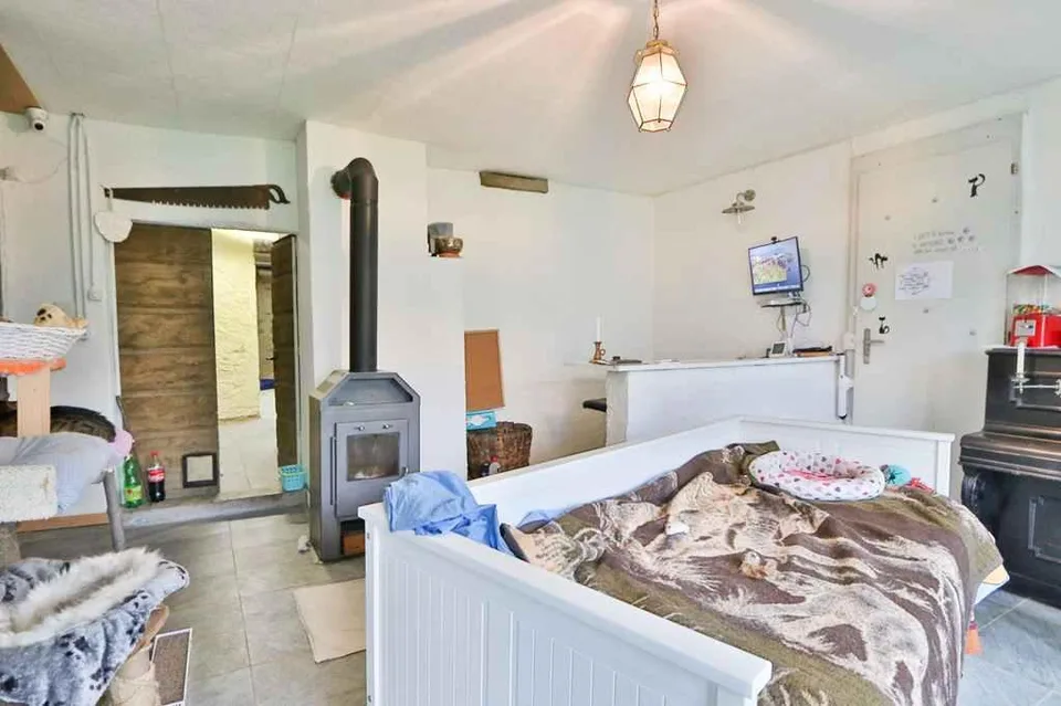 16-Zimmer-Tessinerhaus mit 4 Wohnungen mit Bauland und Aussicht / c... – Foto 16 von 21