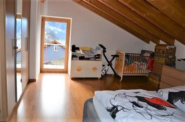 Casa unifamiliare di 5,5 loc. poszione molto soleggiata e tranquilla – Foto 8 von 29
