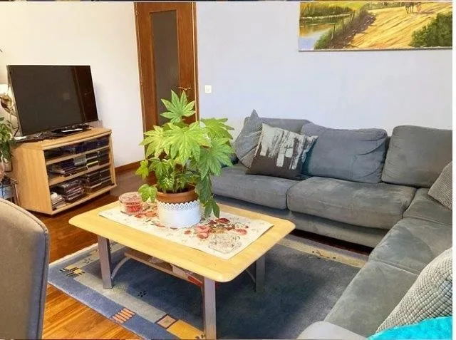 3.5 Zimmerwohnung mit zwei Balkone / Appartamento di 3.5 locali con...