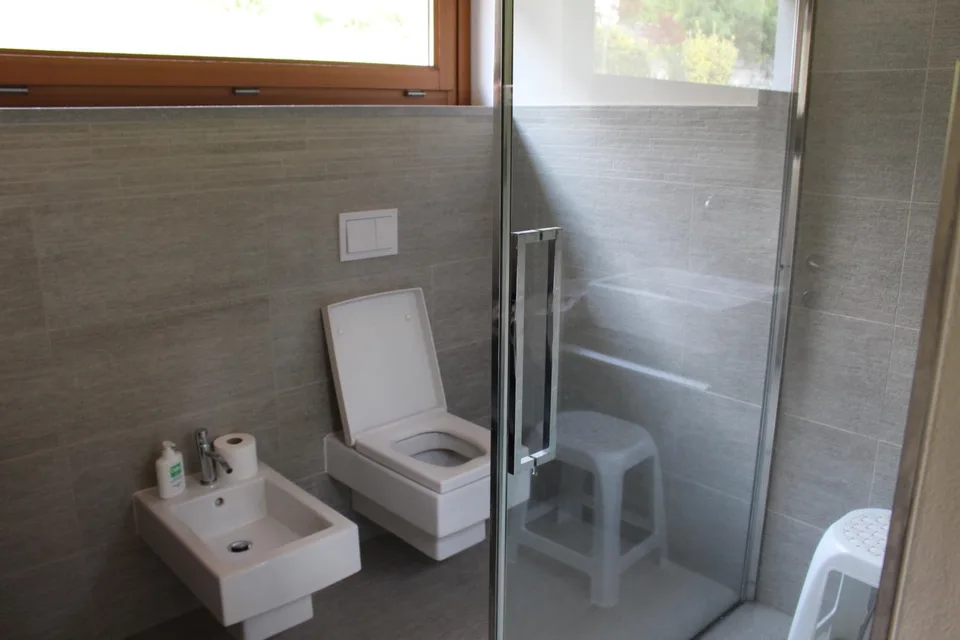 2 Villen mit herrlicher Seesicht und grossem Umschwung 2 Ville con ... – Foto 7 von 15