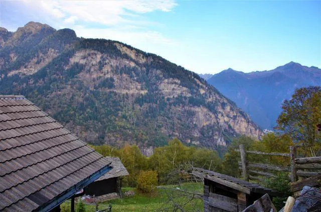 Rustico zum Ausbauen mit grossem Garten an sehr sonniger, ruhiger A... – Foto 24 von 28