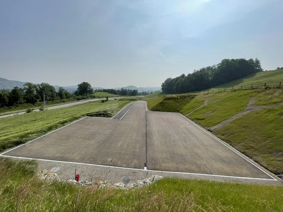 Gewerbe-Bauland - Nordhalden / verschiedene Baufelder