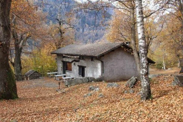 Grotto mit 3 Zimmern / Grotto con 3 camere – Foto 20 von 25