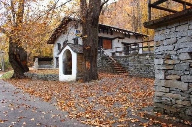 Grotto mit 3 Zimmern / Grotto con 3 camere – Foto 19 von 25