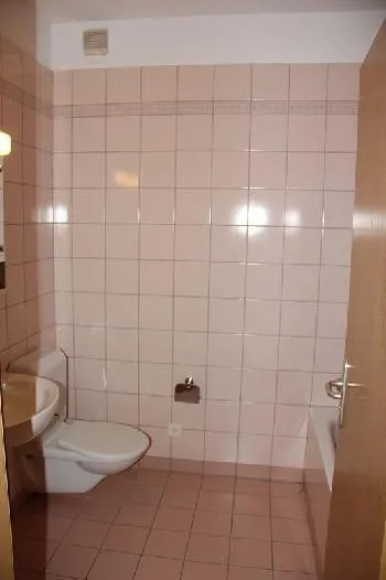 3 1/2-Zimmer-Wohnung im Erdgeschoss / appartamento di 3 1/2 locali ... – Foto 6 von 11