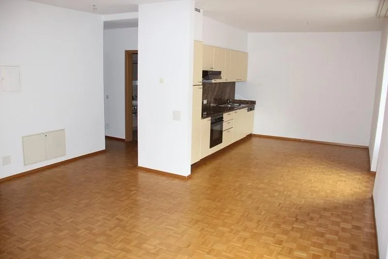 3 1/2-Zimmer-Wohnung im Erdgeschoss / appartamento di 3 1/2 locali ...