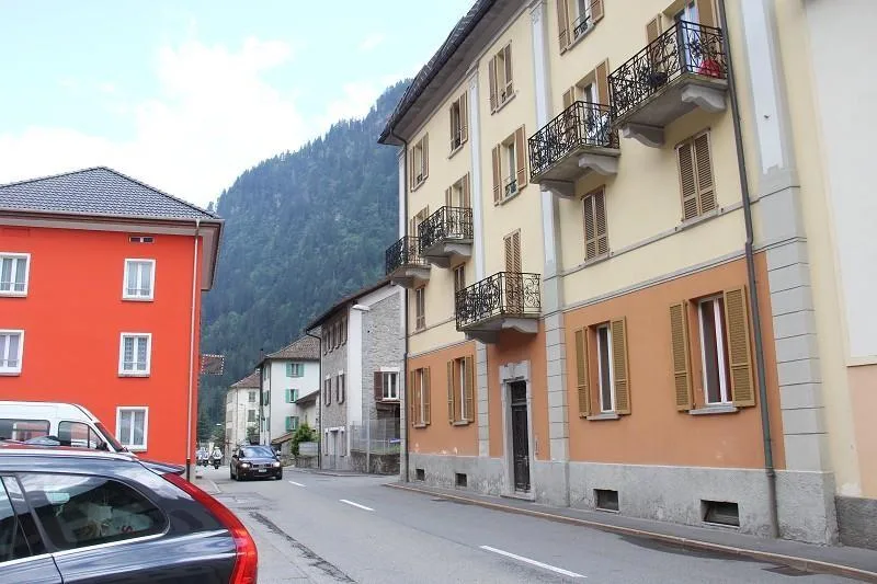 3 1/2-Zimmer-Wohnung im Erdgeschoss / appartamento di 3 1/2 locali ...