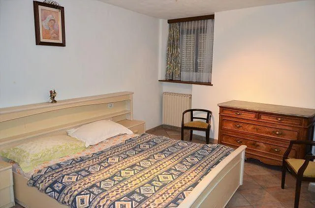 Casa bifamiliare in Italia con grande giardino / 2-Familienhaus in ... – Foto 9 von 30