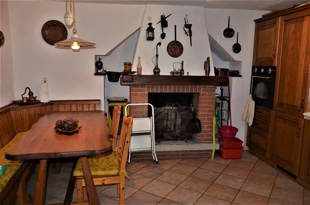 Casa bifamiliare in Italia con grande giardino / 2-Familienhaus in ... – Foto 8 von 30