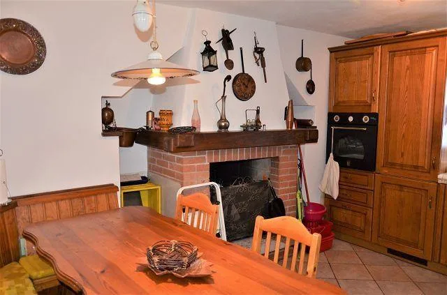 Casa bifamiliare in Italia con grande giardino / 2-Familienhaus in ... – Foto 7 von 30