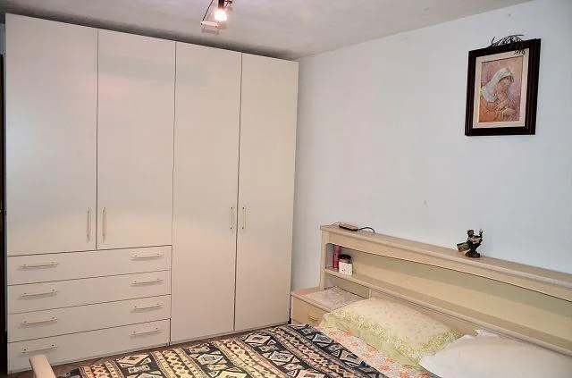 Casa bifamiliare in Italia con grande giardino / 2-Familienhaus in ... – Foto 10 von 30