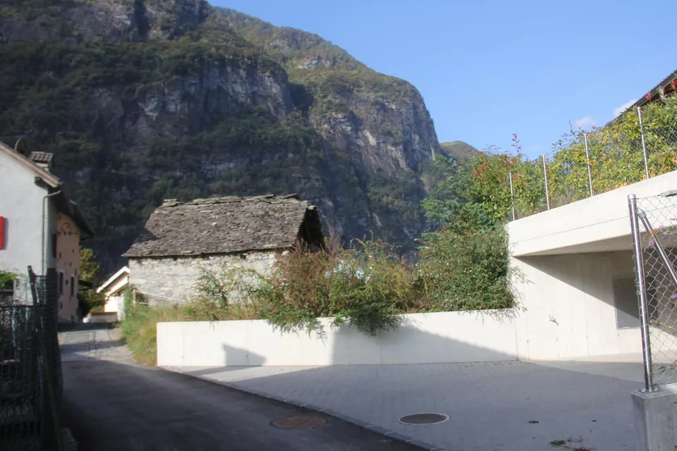 Dorfrustico zum Ausbauen mit kleinem Garten mit zwei Bauprojekten ... – Foto 14 von 26