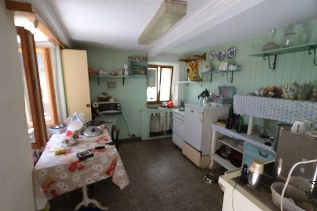 2-Familienhaus mit schönem Aussenbereich / casa bifamilare con gran... – Foto 10 von 25