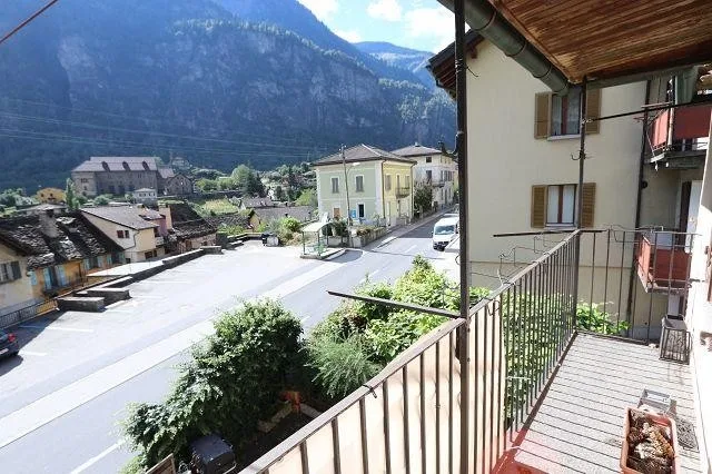 2-Familienhaus mit schönem Aussenbereich / casa bifamilare con gran... – Foto 15 von 25