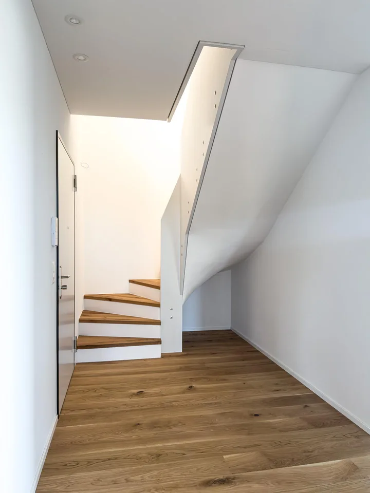 4.5 Attika Maisonette Neubauwohnung mit Weitsicht in EFH Quartier