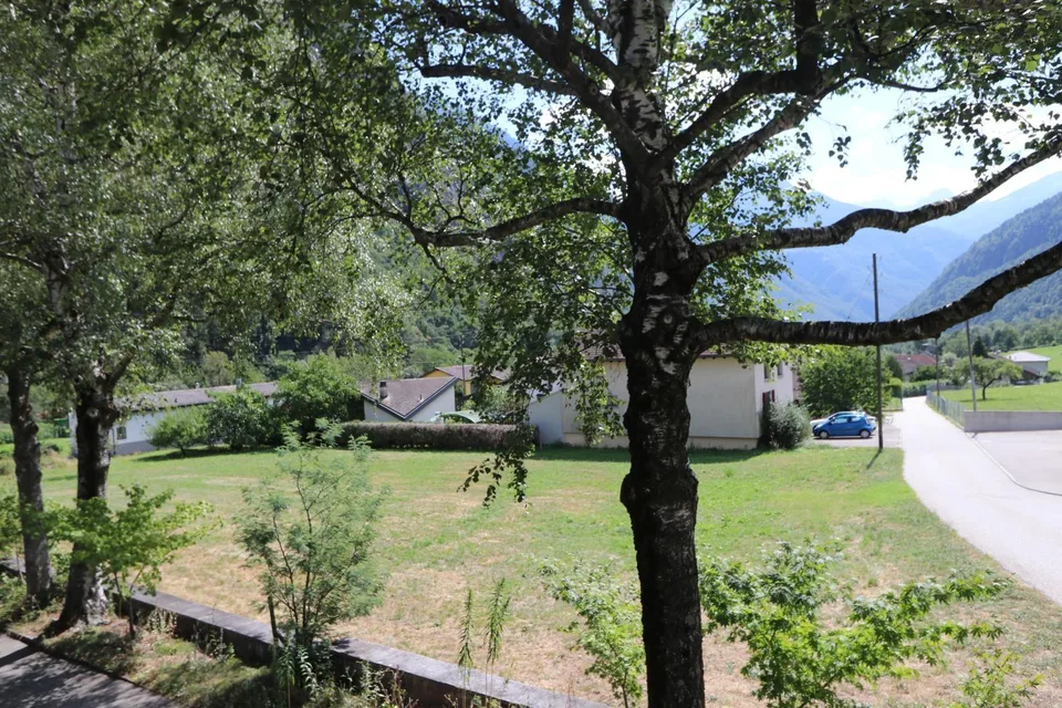 Baulandgrundstück von 1669 m2 Fläche / terreno edificabile di 1669m2