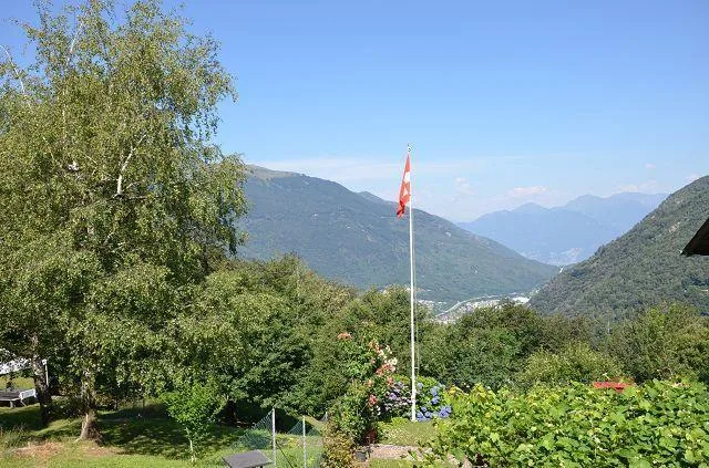 Bel rustico di 2,5 loc. di montagna con giardino e splendida vista ... – Foto 24 von 30