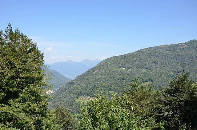 Bel rustico di 2,5 loc. di montagna con giardino e splendida vista ... – Foto 26 von 30
