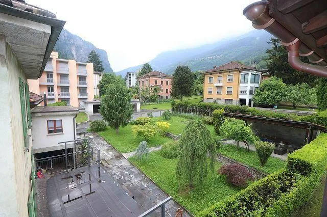 Tessinerhaus mit 3 grossen Wohnungen und Laden / casa con tre grand... – Foto 19 von 20
