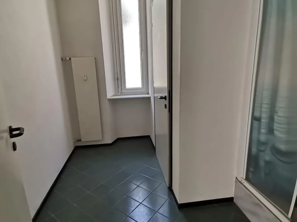 Appartamento 4,5 locali / 4 1/2-Zimmer-Stadtwohnung – Foto 11 von 11