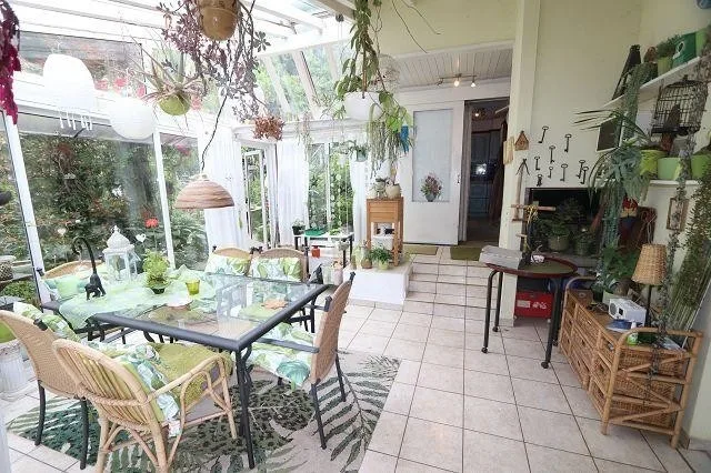 5 1/2-Zimmer-Eckhaus mit Pool und Garten / casa d'angelo di 5 1/2 l... – Foto 16 von 29