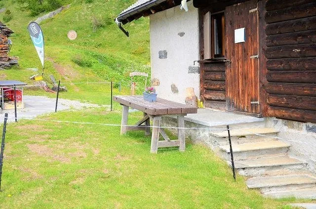 Bel rustico di 3 piani in una posizione molto soleggiata e panorami... – Foto 15 von 30