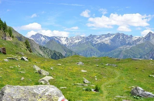 Bel rustico di 3 piani in una posizione molto soleggiata e panorami... – Foto 22 von 30
