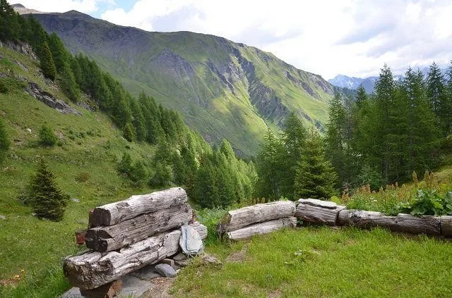 Bel rustico di 3 piani in una posizione molto soleggiata e panorami... – Foto 19 von 30