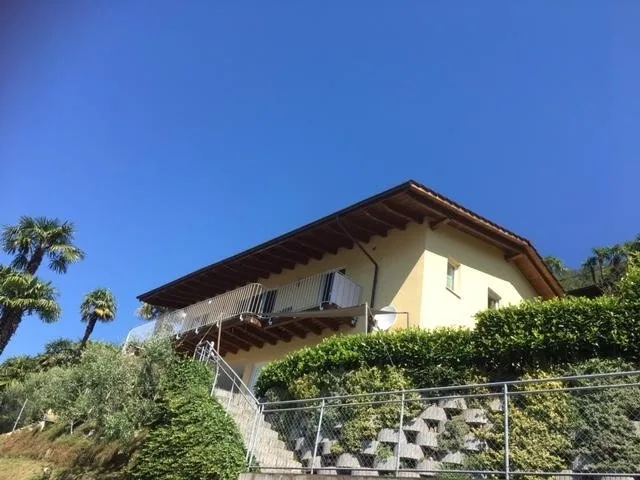 2 Familienhaus mit Aussicht / casa bifamiliare con vista