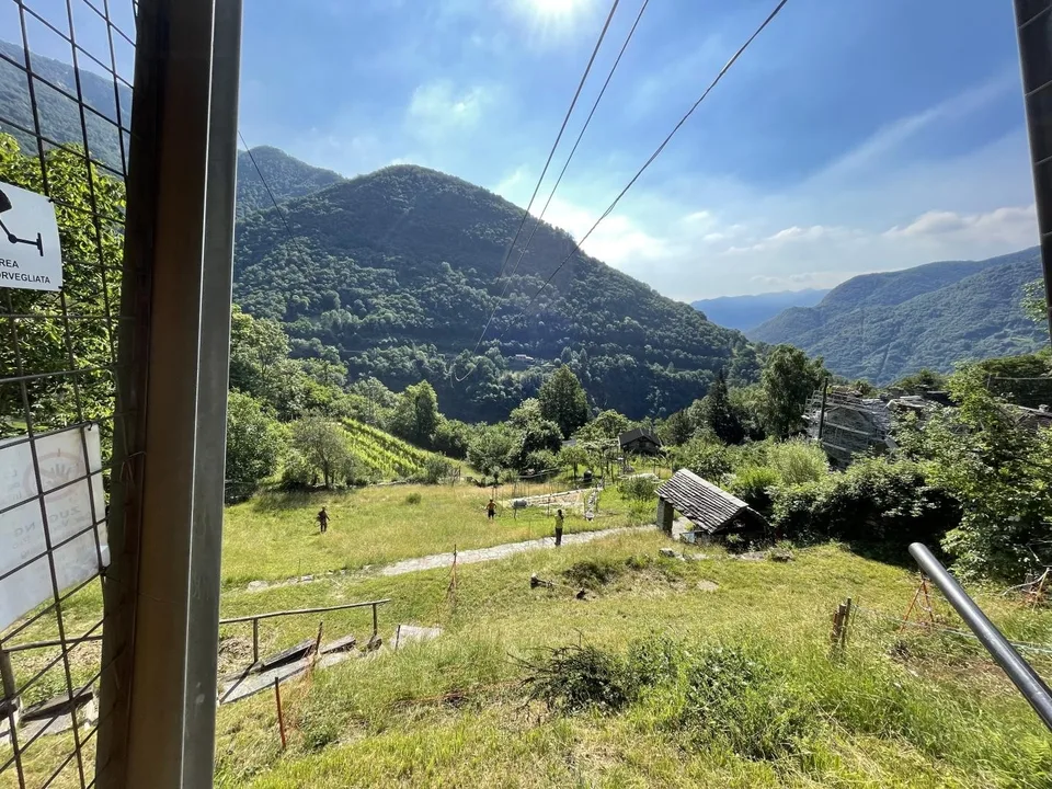 Zwei Rustico zum Ausbauen mit Grundstück an sehr sonniger Lage / du... – Foto 21 von 22
