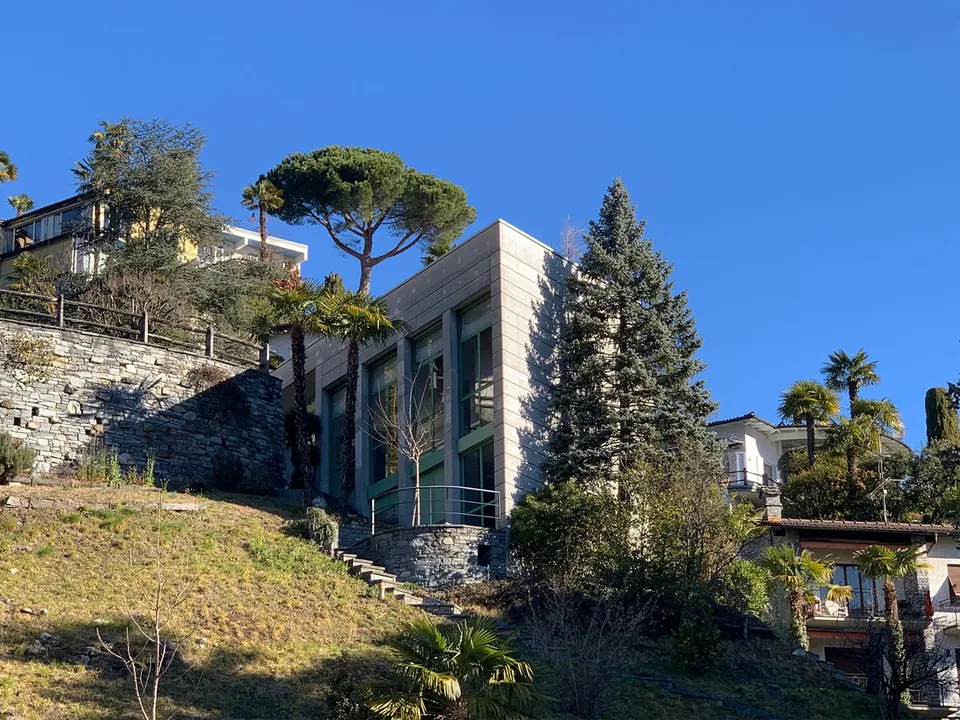 Magnifica Villa a Muralto